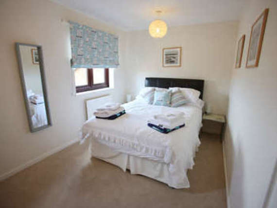 3 Bedroom Semi-Detac...